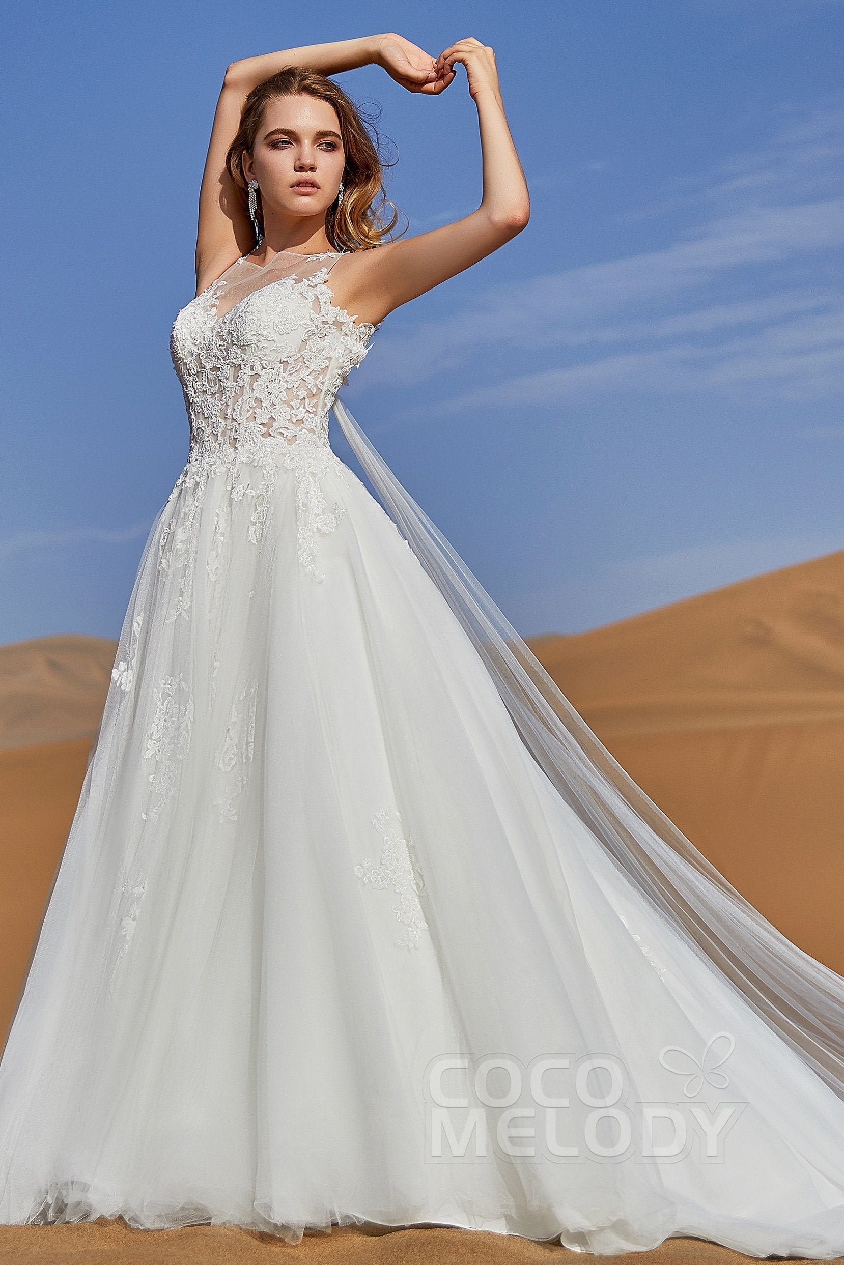 Illusion Tulle and Lace Sleeveless Wedding Dress LD5815 COCOMELODY