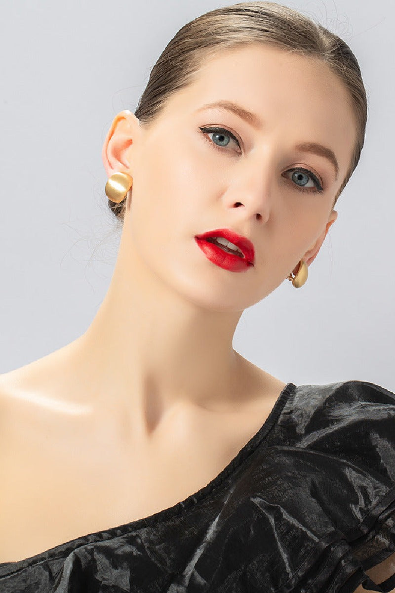 Small and delicate ear clips Fashion brushed earrings 628018487599