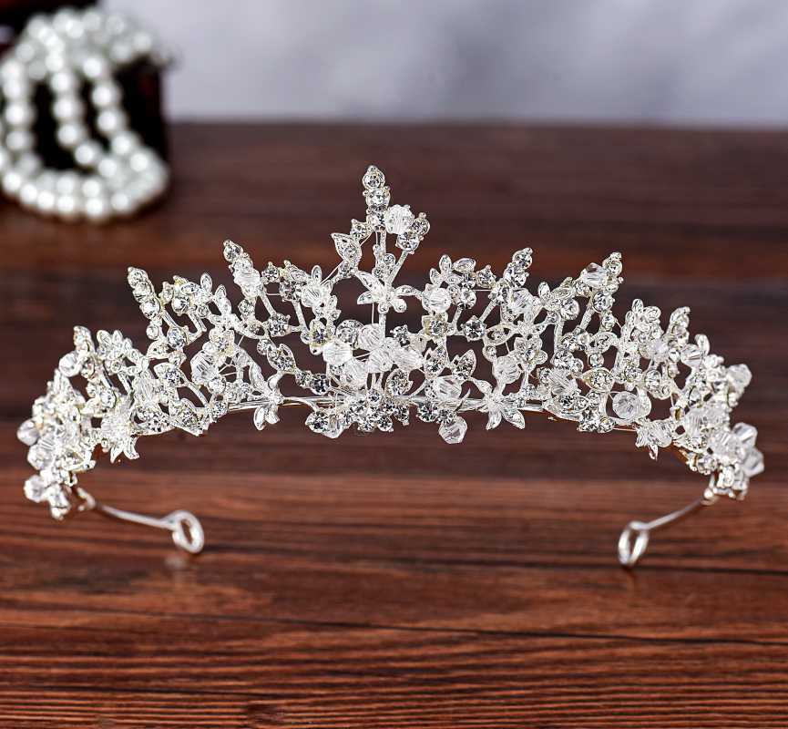 Bridal Jewelry Exquisite handmade crystal glass diamond tiara Wedding accessories Alloy rhinestone tiara Bridal tiara 625975731214