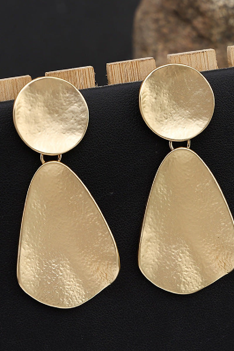 Atmospheric exaggerated earrings Fashion geometric metal mid-length earrings 683444245645