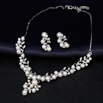 Bride necklace Earrings two-piece rhinestone Bride set Necklace Wedding jewelry Wedding jewelry set 563237845915