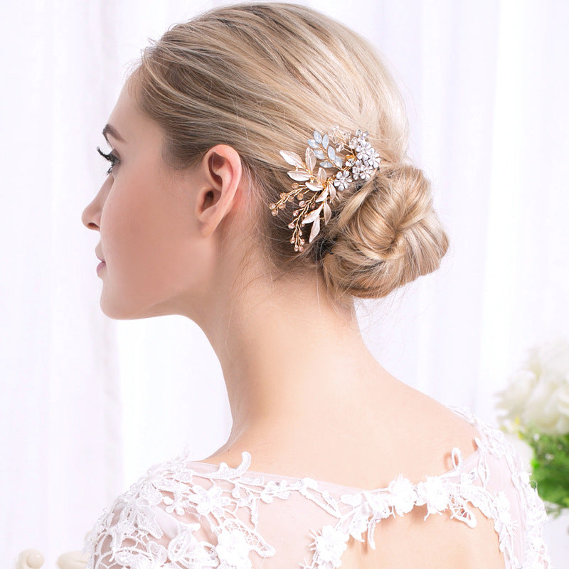 Palace retro style with luxurious rhinestone pearl hair comb handmade floral bridal headwear 555420090321