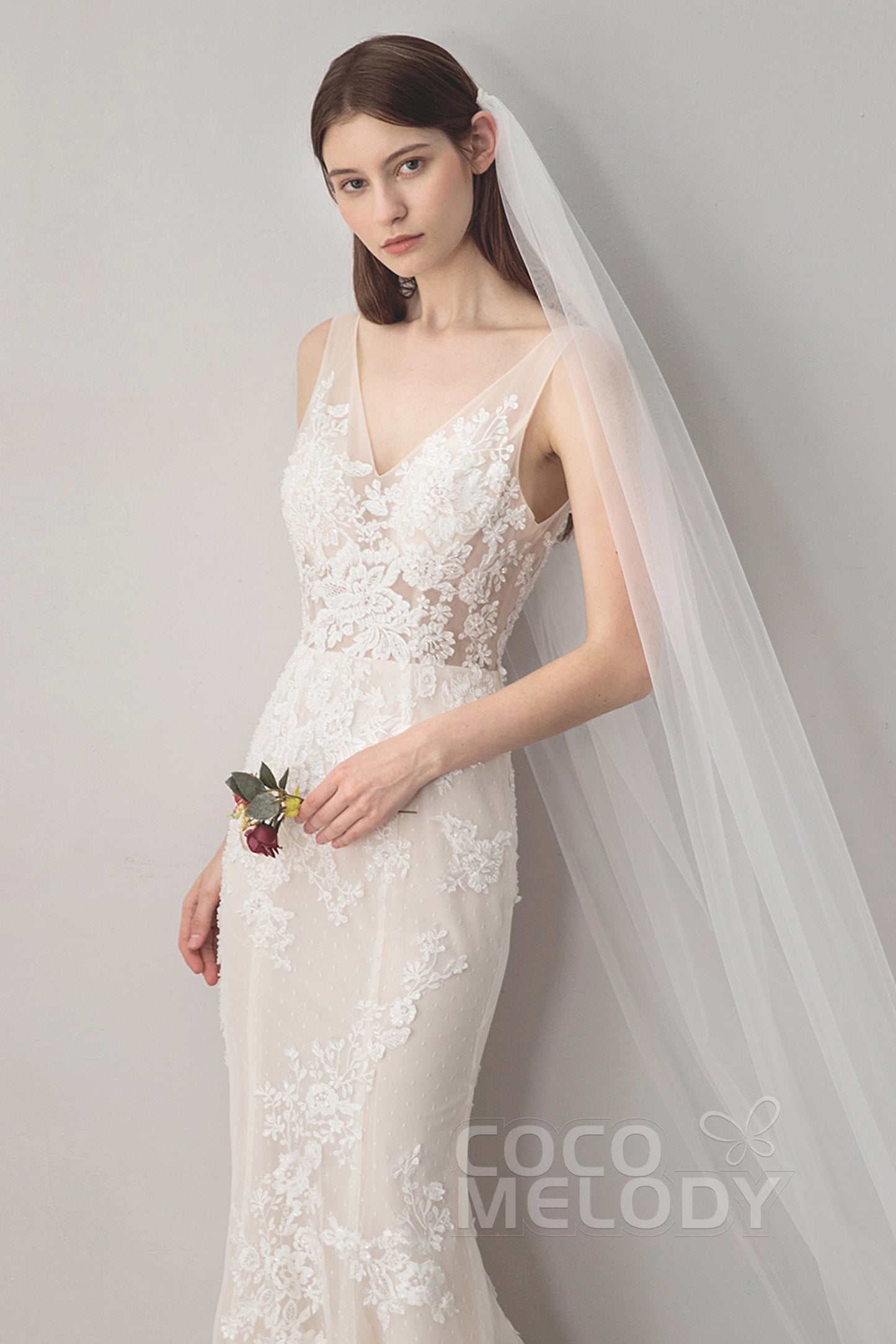 Charming One-tier Cut Edge Tulle Chapel Veils AV18036