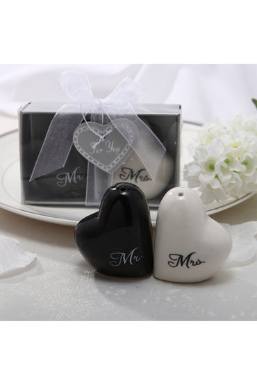 Heart Shape Mr and Mrs Salt and Pepper Shakers CGF0185 (Set of 6 pcs)