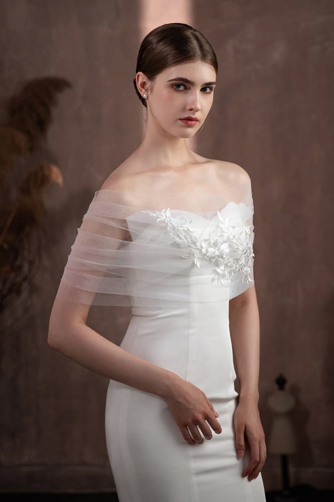 Tulle Shawl with Appliques Lace CJ0118