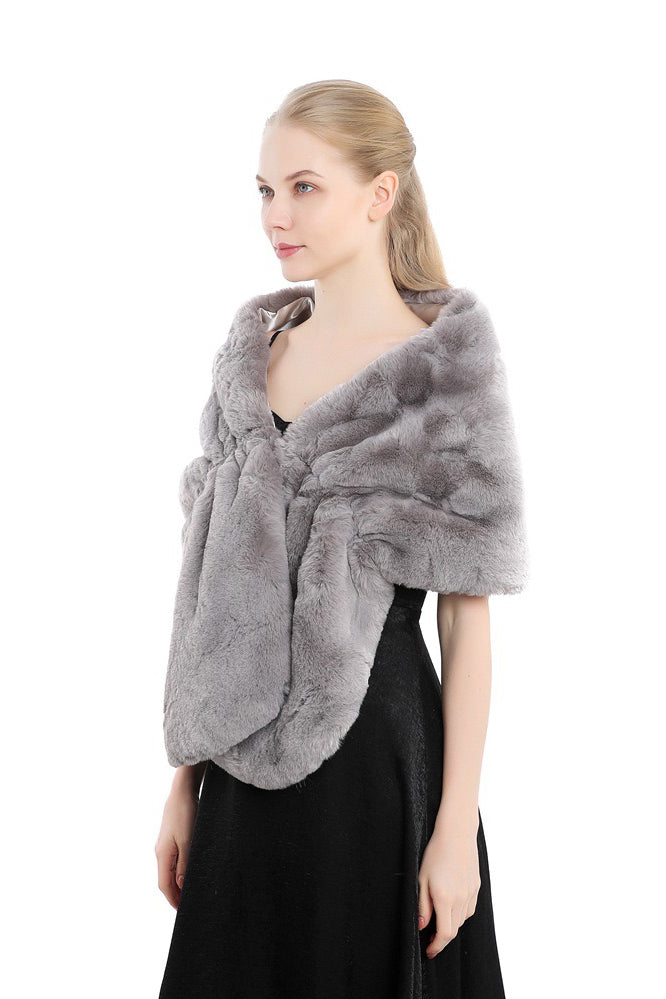 Faux Fur Shawl with CJ0122