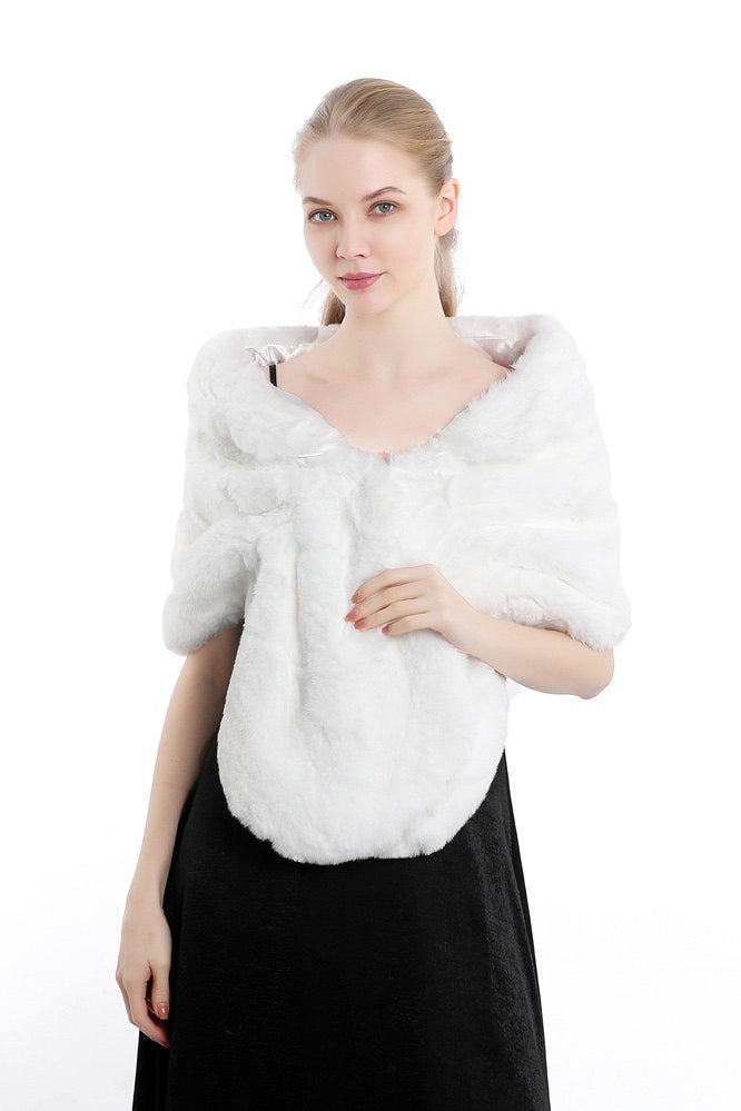 Faux Fur Shawl with CJ0123