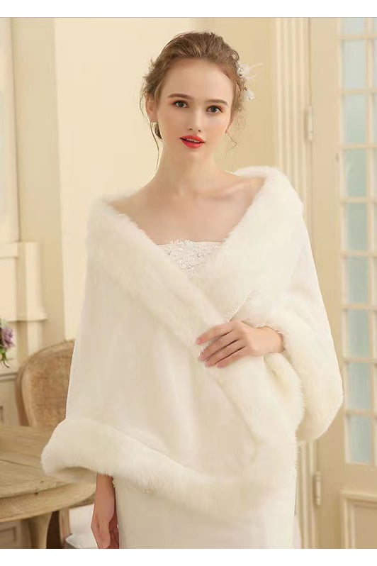 Faux Fur Shawl with CJ0125