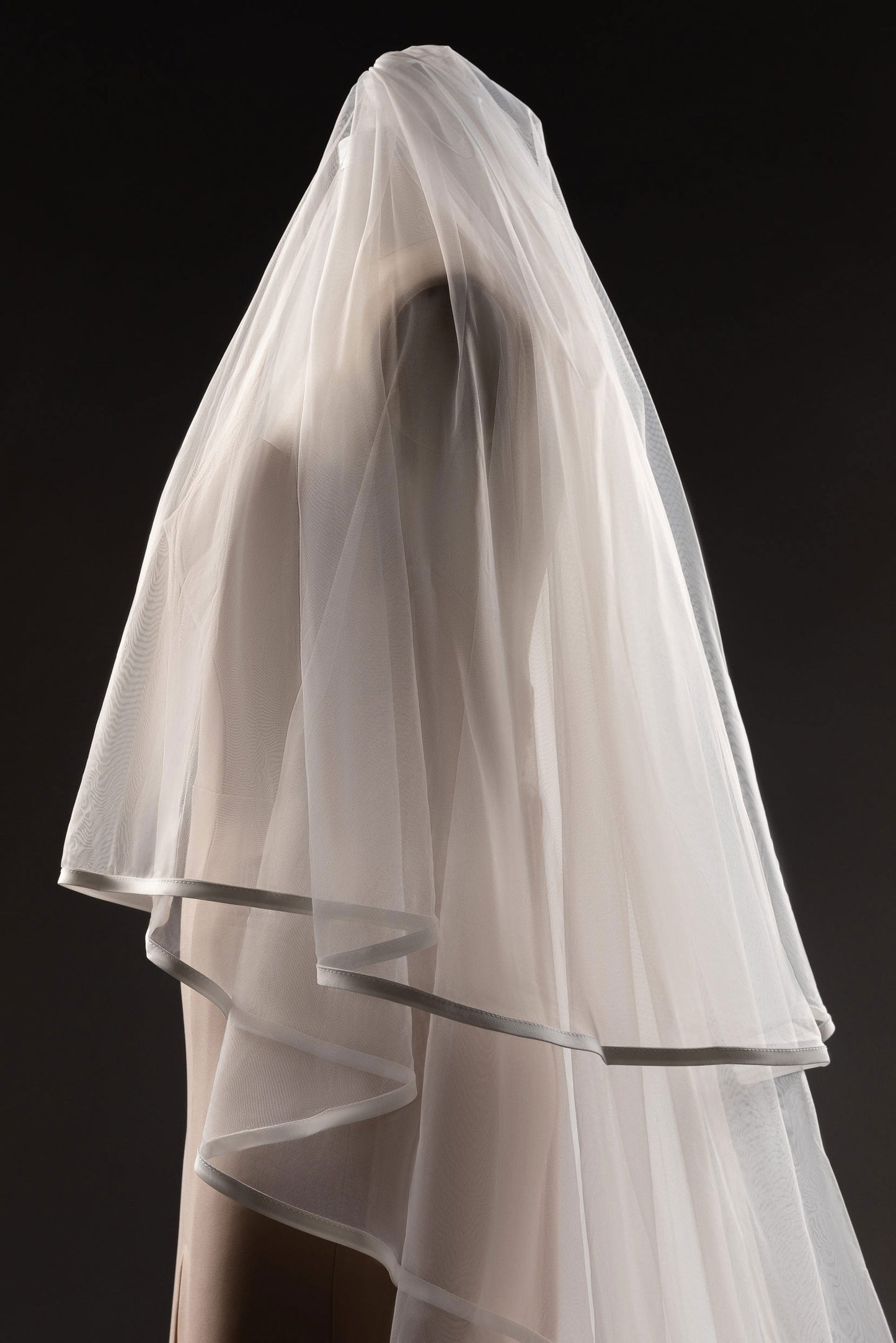 Two-tier Ribbon Edge Tulle Cathedral Veils CV0256