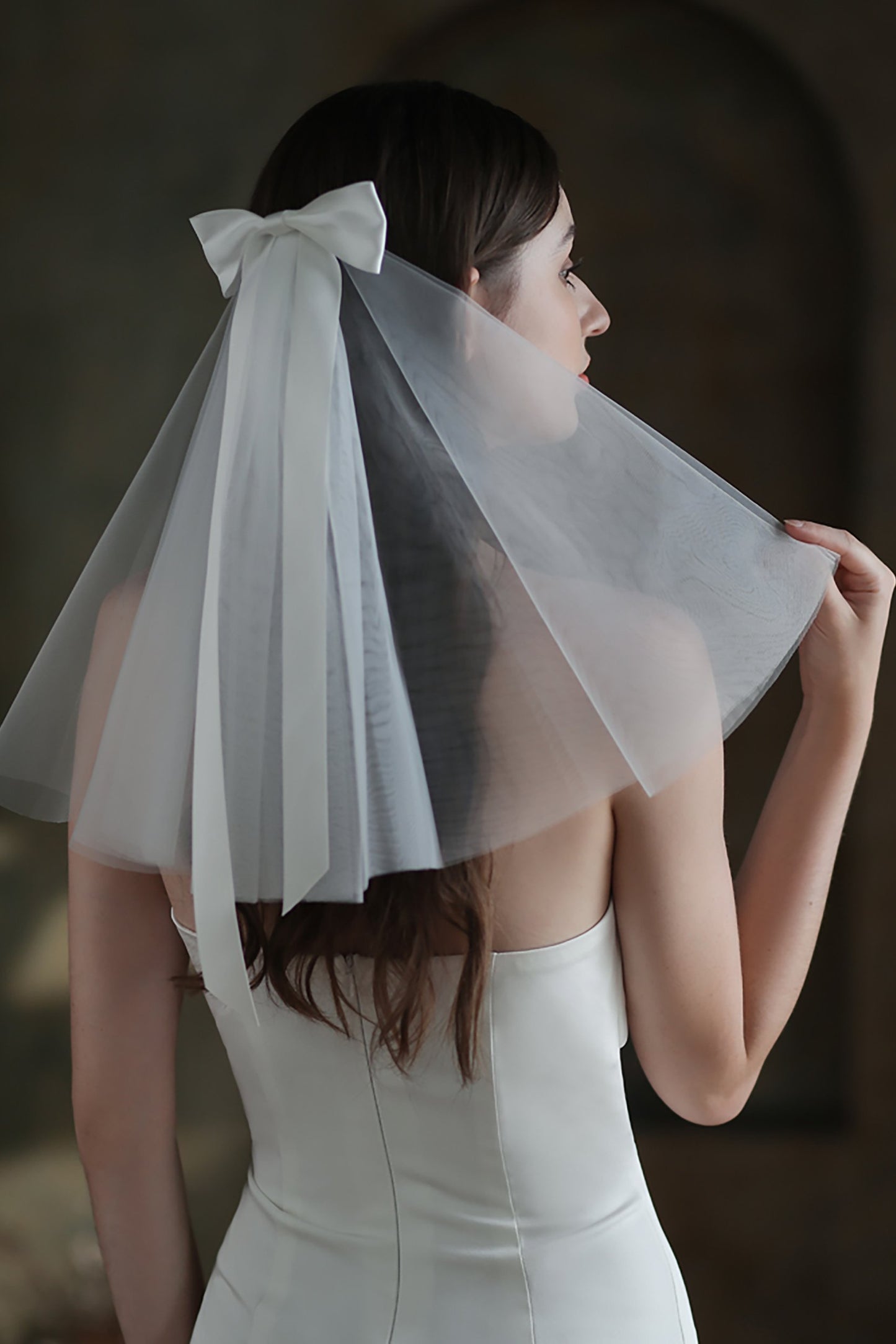 One-tier Cut Edge Tulle Shoulder Veils with Bow CV0301