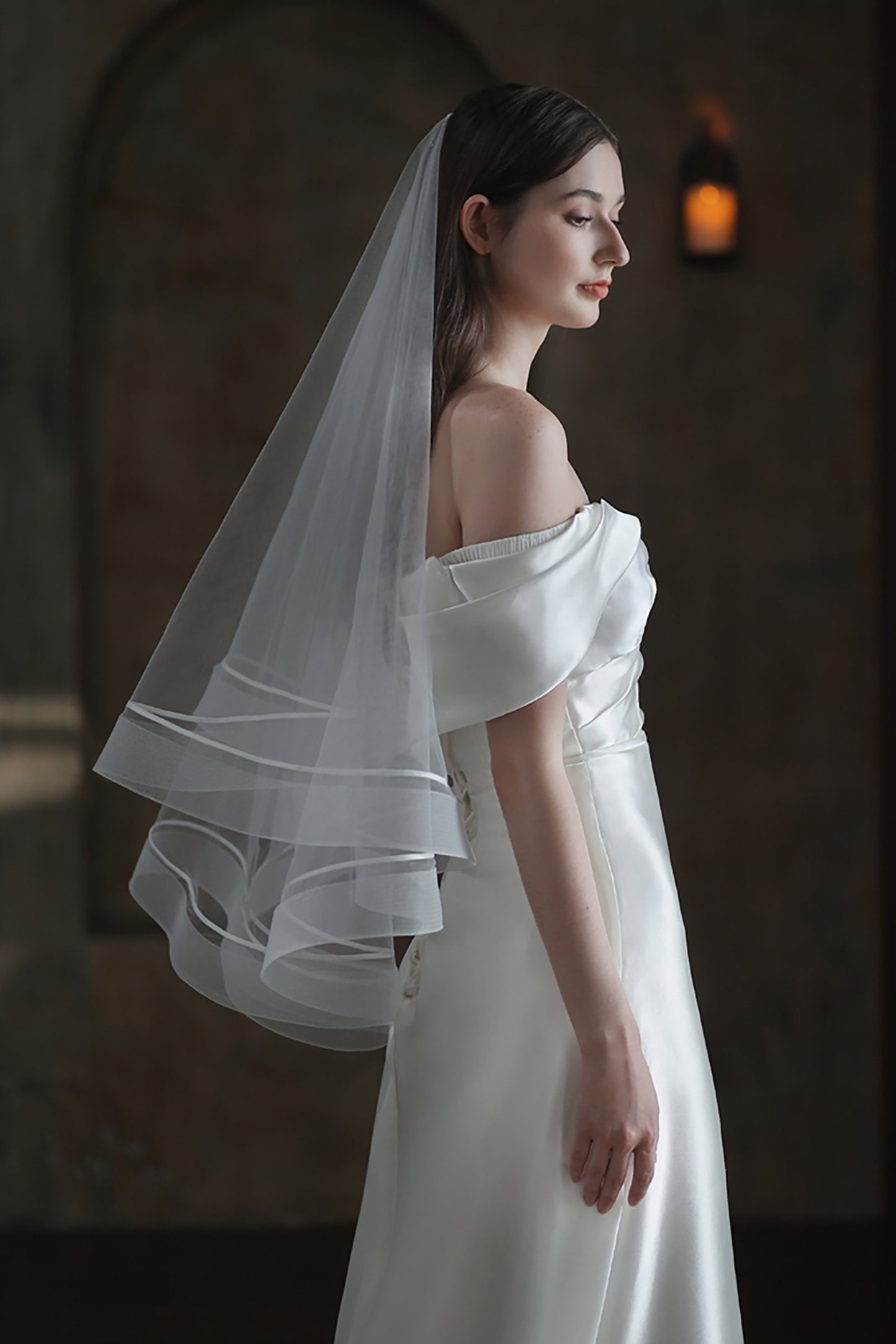 Two-tier Ribbon Edge Tulle Hip Veils with Ribbons CV0311