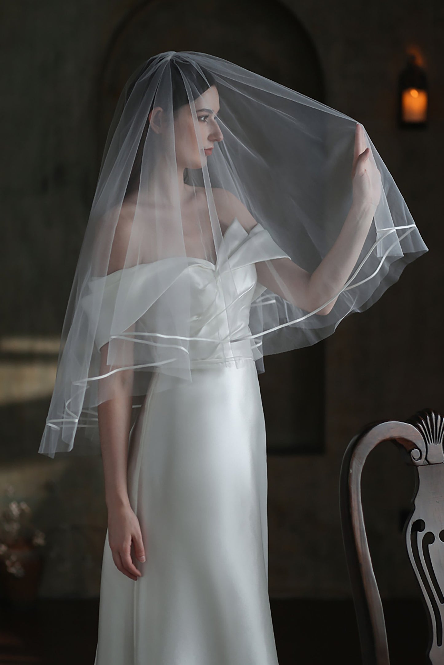 Two-tier Satin Edge Tulle Waist Veils with Ribbons CV0313