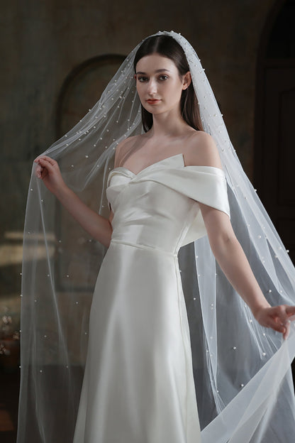 One-tier Cut Edge Tulle Chapel Veils with Pearls CV0318