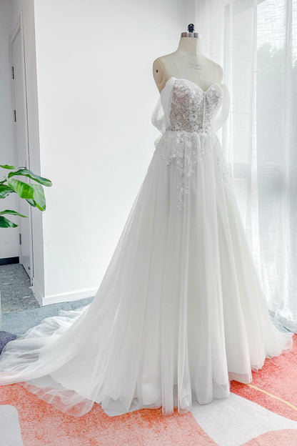 A-Line Court Train Lace Tulle Wedding Dress CW3155