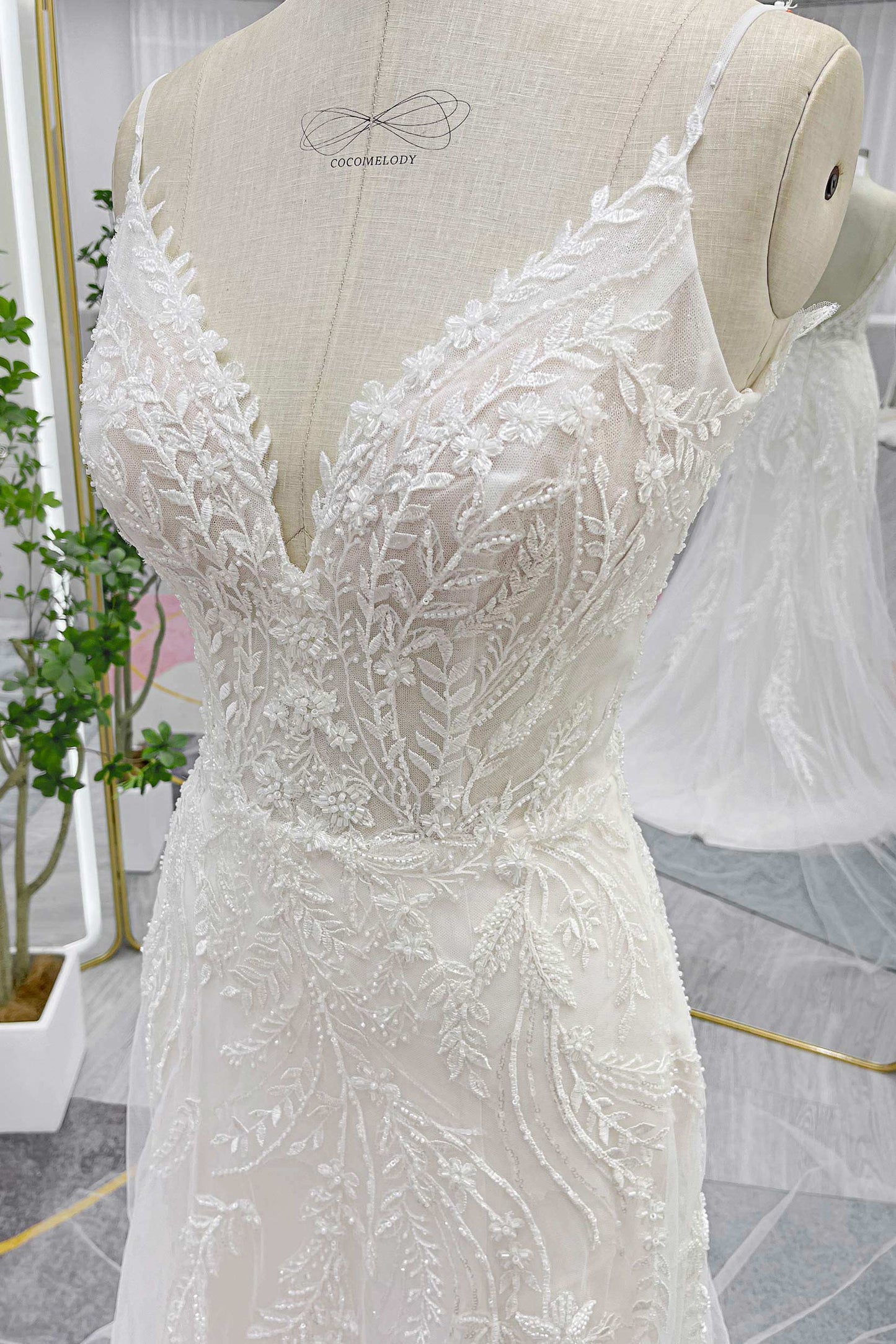 A-Line Court Train Lace Tulle Wedding Dress CW3243