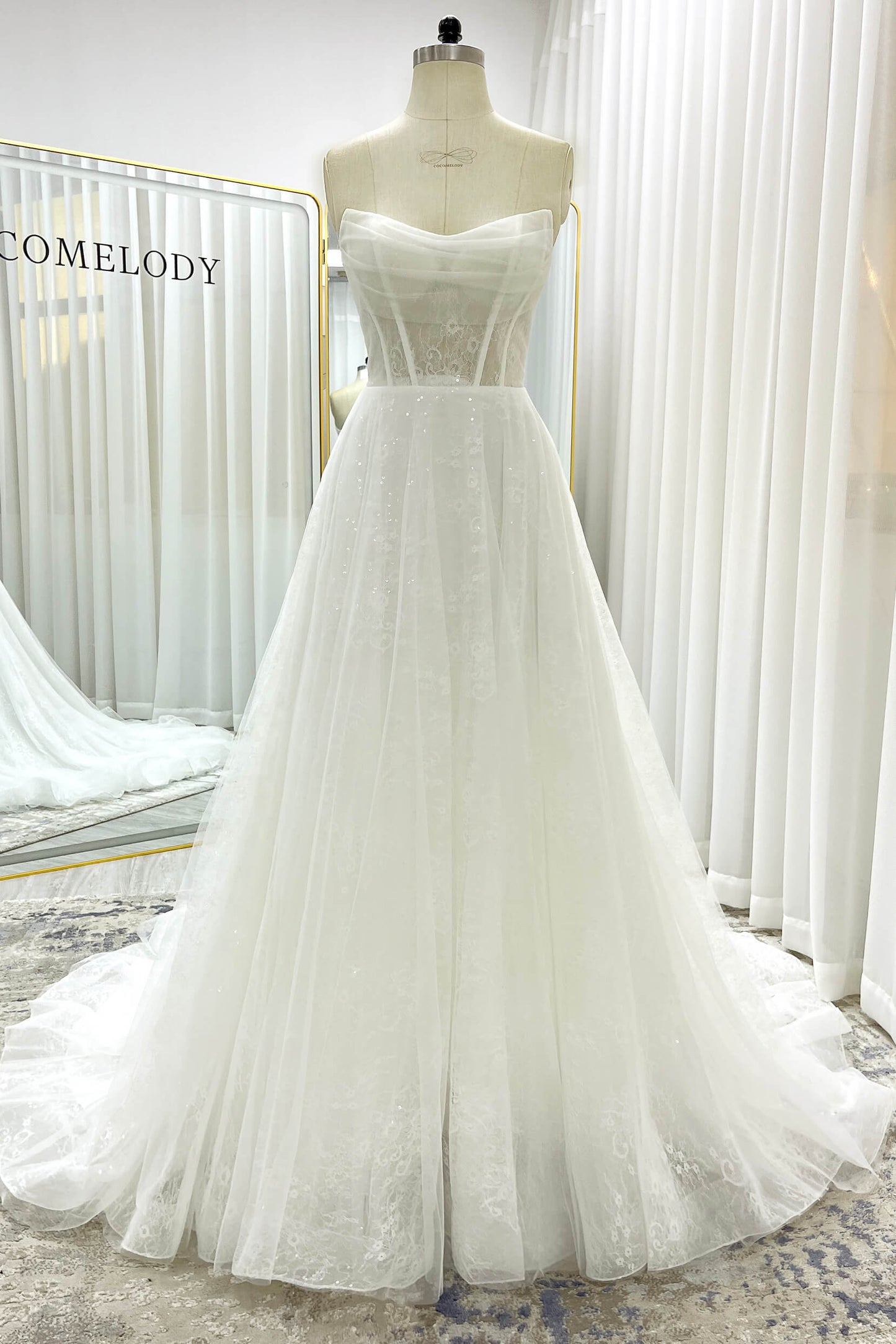 A-Line Court Train Lace Tulle Wedding Dress CW3337