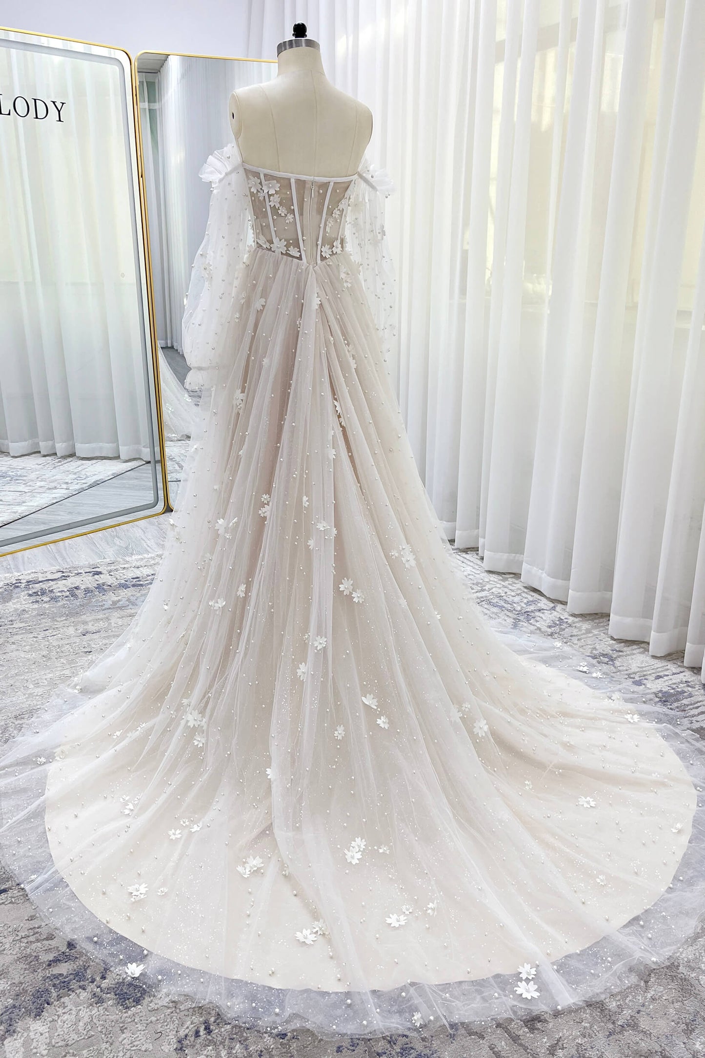 A-Line Court Train Tulle Wedding Dress CW3341