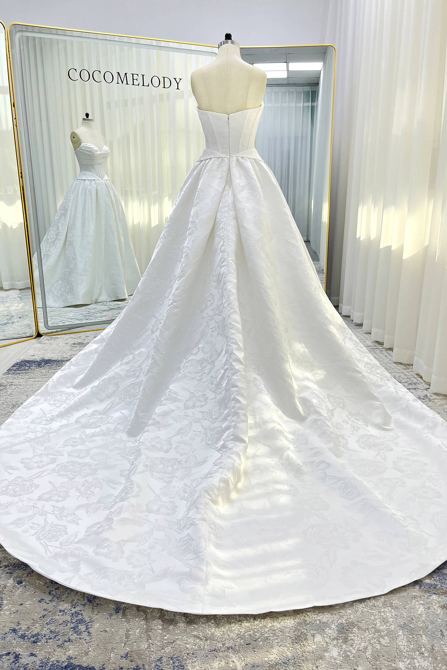 Ball Gown Court Train Jacquard Satin Wedding Dress CW3531