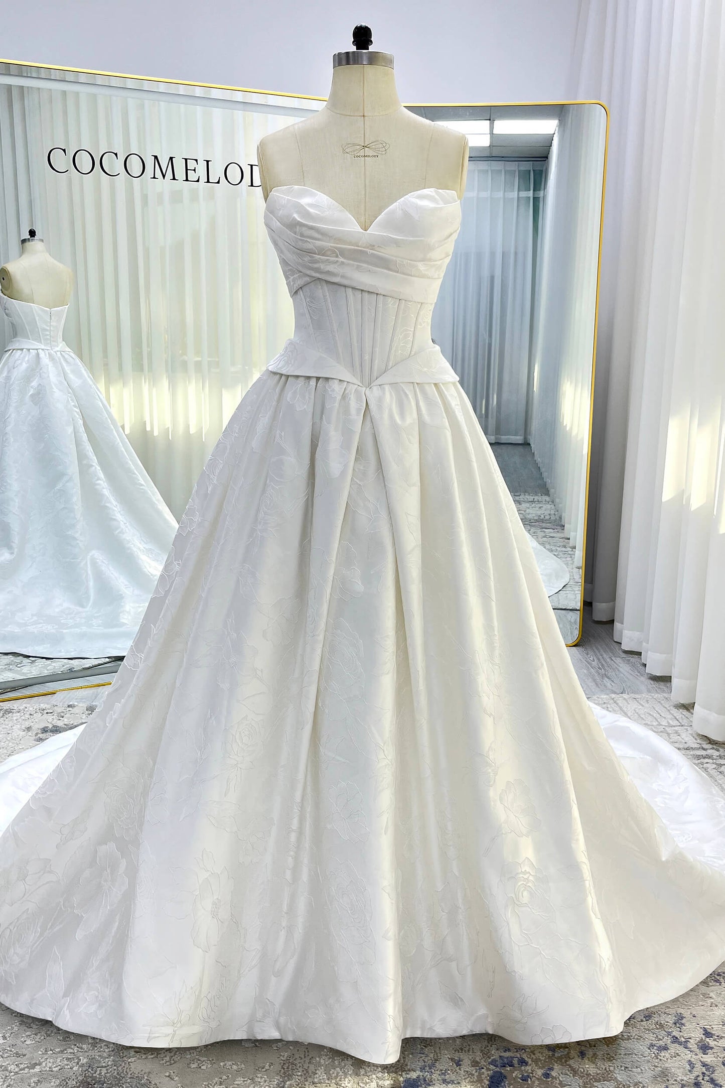 Ball Gown Court Train Jacquard Satin Wedding Dress CW3531