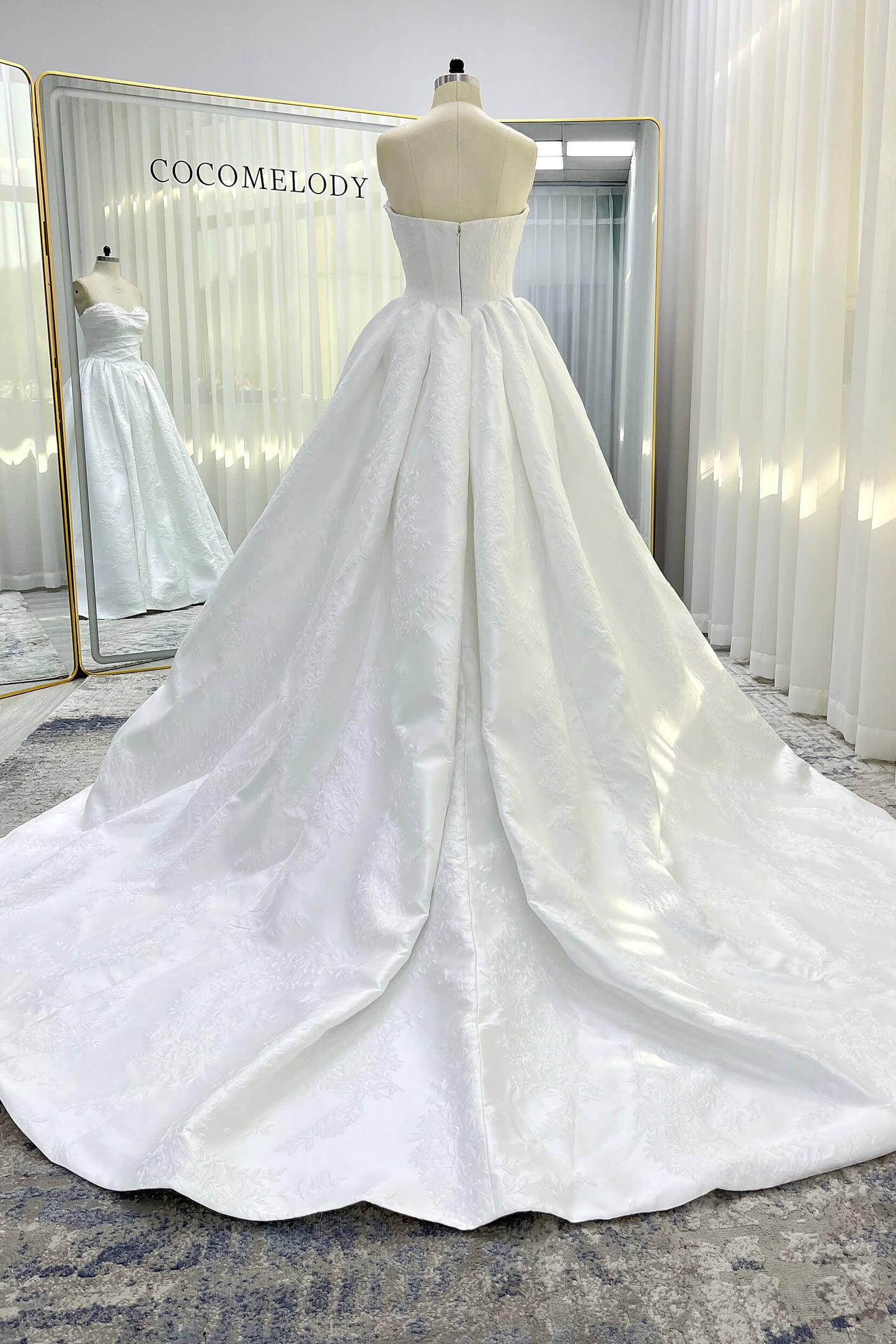 Ball Gown Court Train Jacquard Satin Wedding Dress CW3532