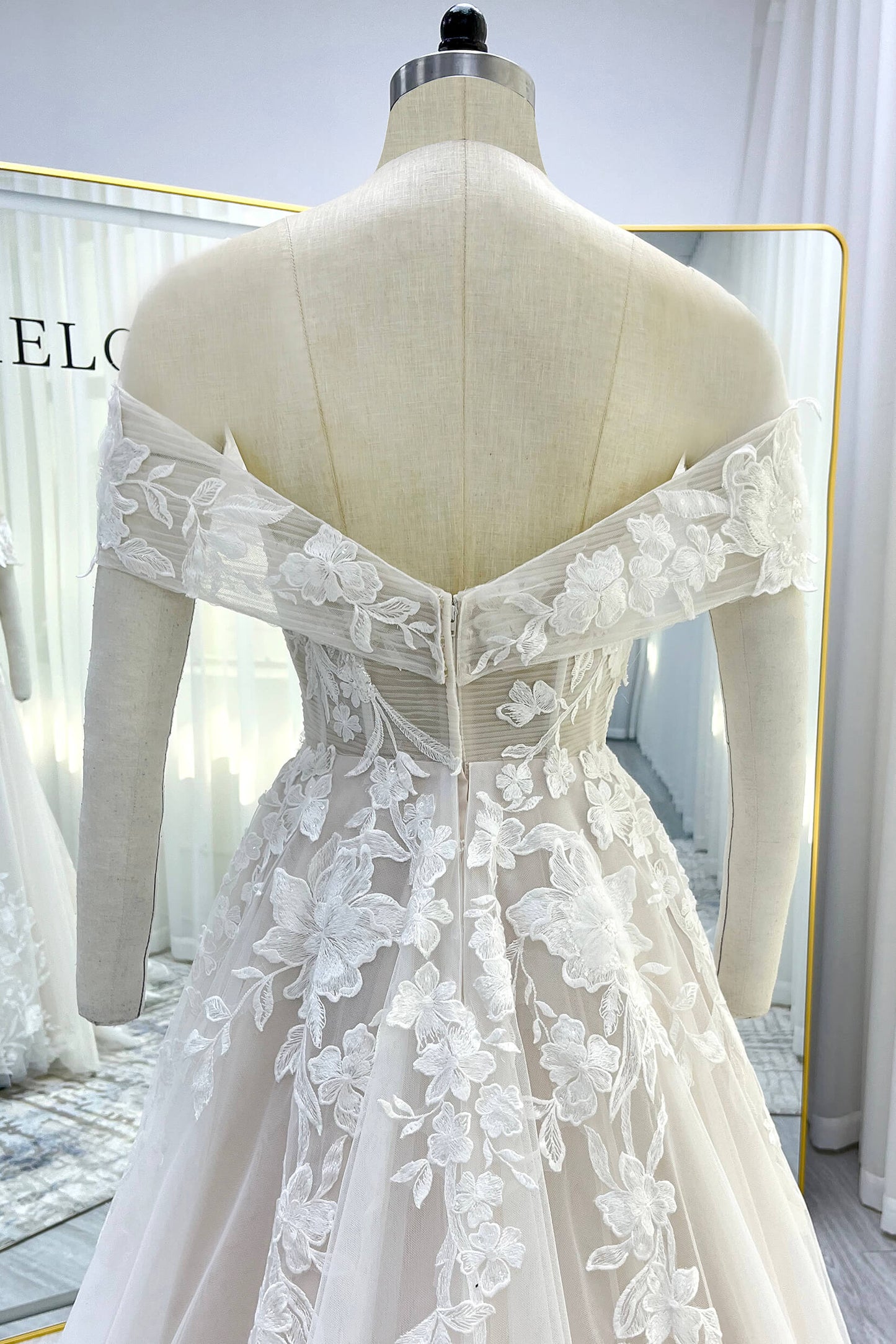 A-Line Court Train Lace Tulle Wedding Dress CW3539