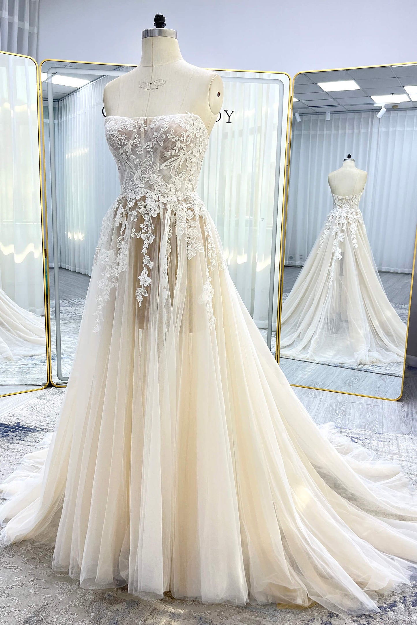 A-Line Court Train Lace Tulle Wedding Dress CW3542