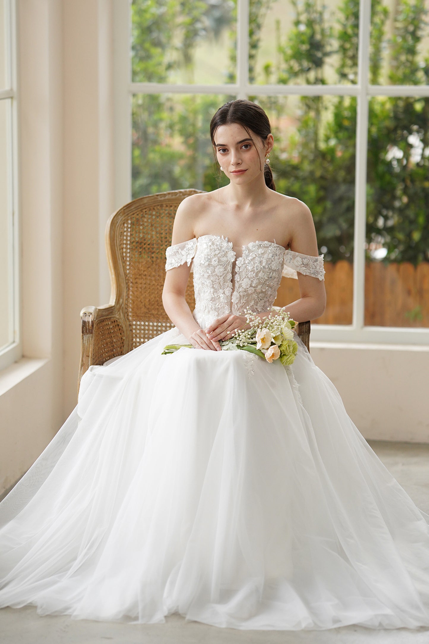 A-Line Sweep-Brush Train Lace Tulle Wedding Dress CW3314