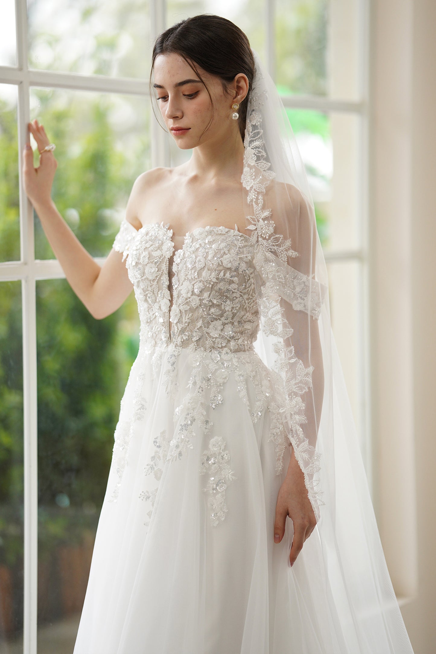 A-Line Sweep-Brush Train Lace Tulle Wedding Dress CW3314