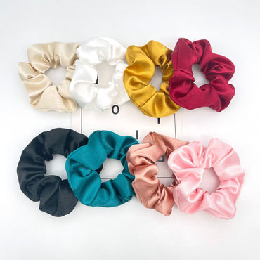 Bride Scrunchie 781702415014