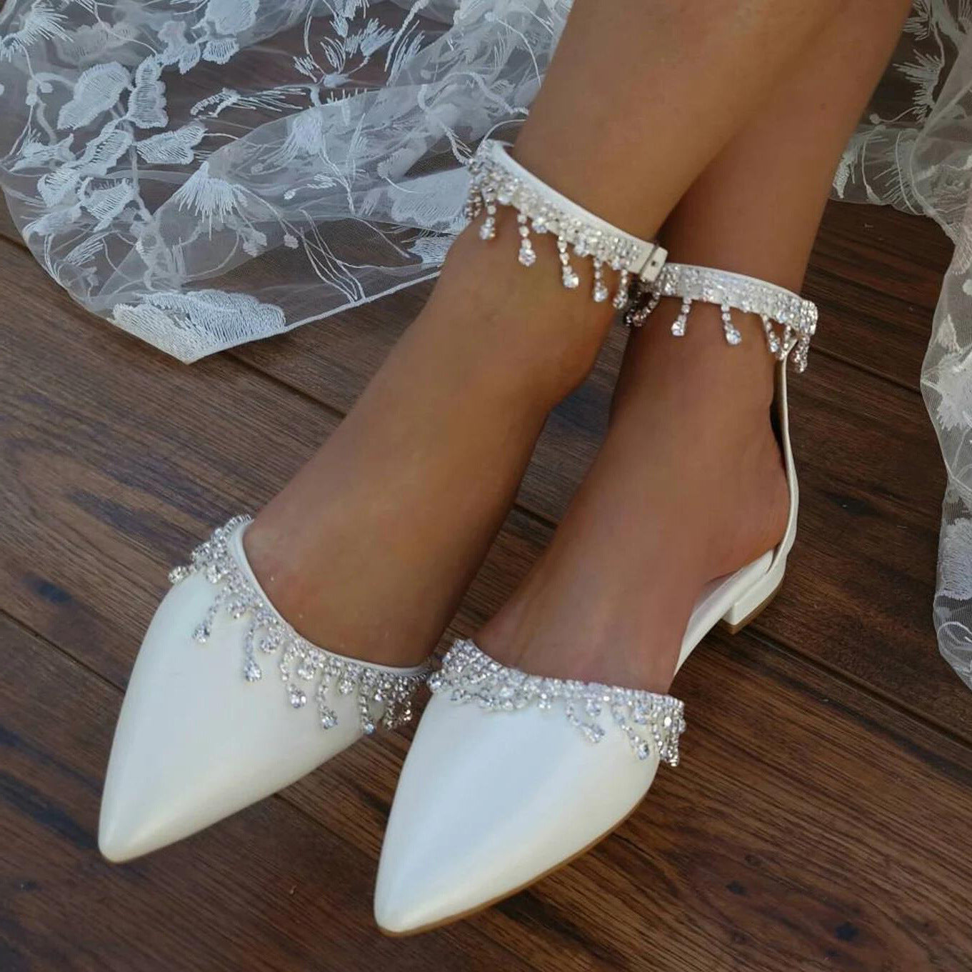 White flat sandal wedding shoes dance diamond chain line wedding shoes 708270132734