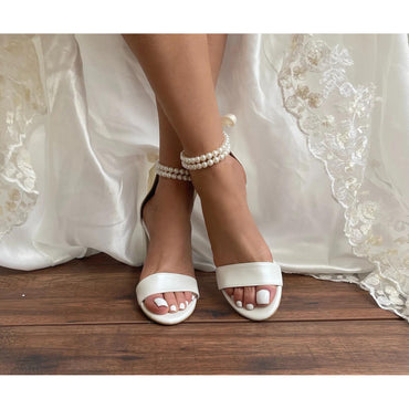 High-heeled white women's shoes classic fashion wedding shoes 709190758540