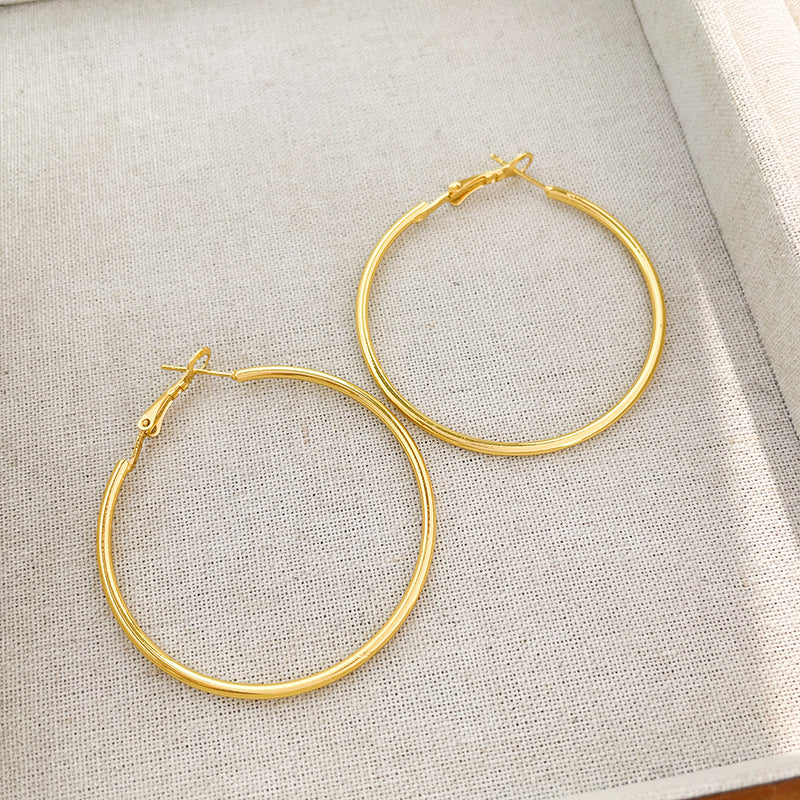 Round hoop earrings 810056657479