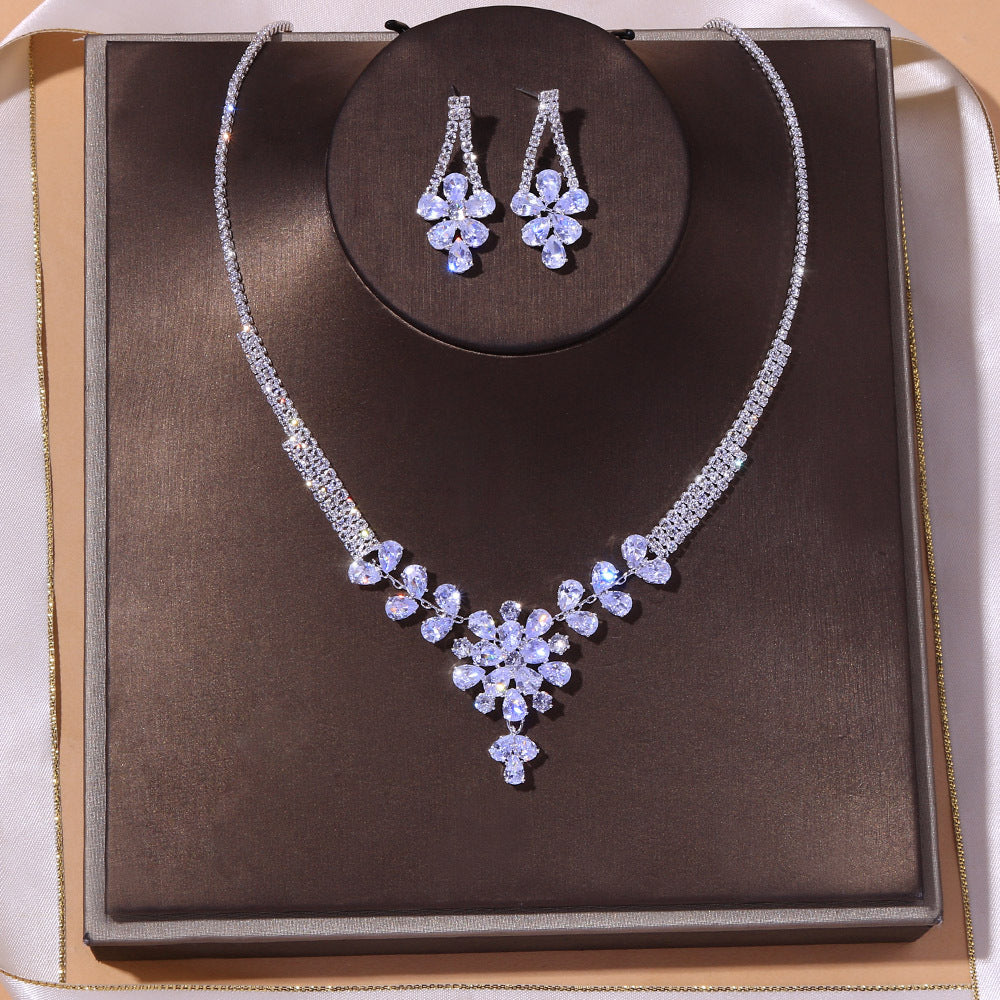 Light luxe Zircon flower Jewelry Set Bridal accessories Fashion temperament necklace earrings set Jewelry set  651033972010