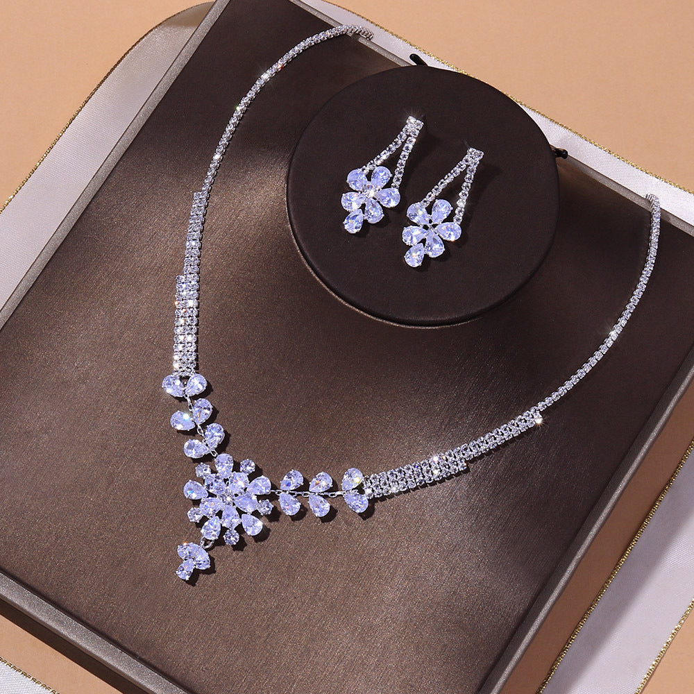 Light luxe Zircon flower Jewelry Set Bridal accessories Fashion temperament necklace earrings set Jewelry set  651033972010