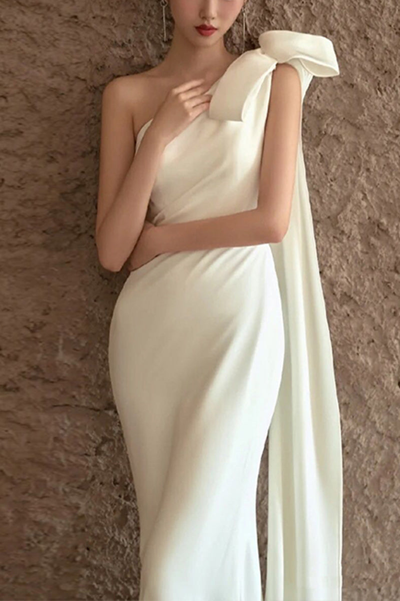 Sheath-Column Sweep-Brush Train Satin Wedding Dress 676826000886