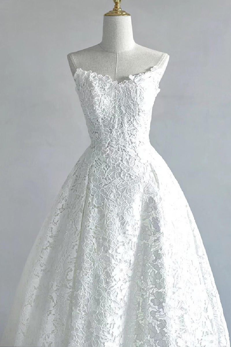 A-Line Sweep-Brush Train Lace Wedding Dress 828423890551