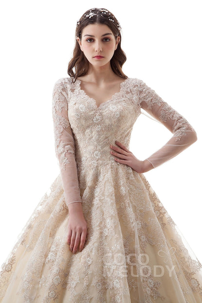 COCOMELODY Princess Court Train Lace Tulle Gothic Wedding Dress LD4622 