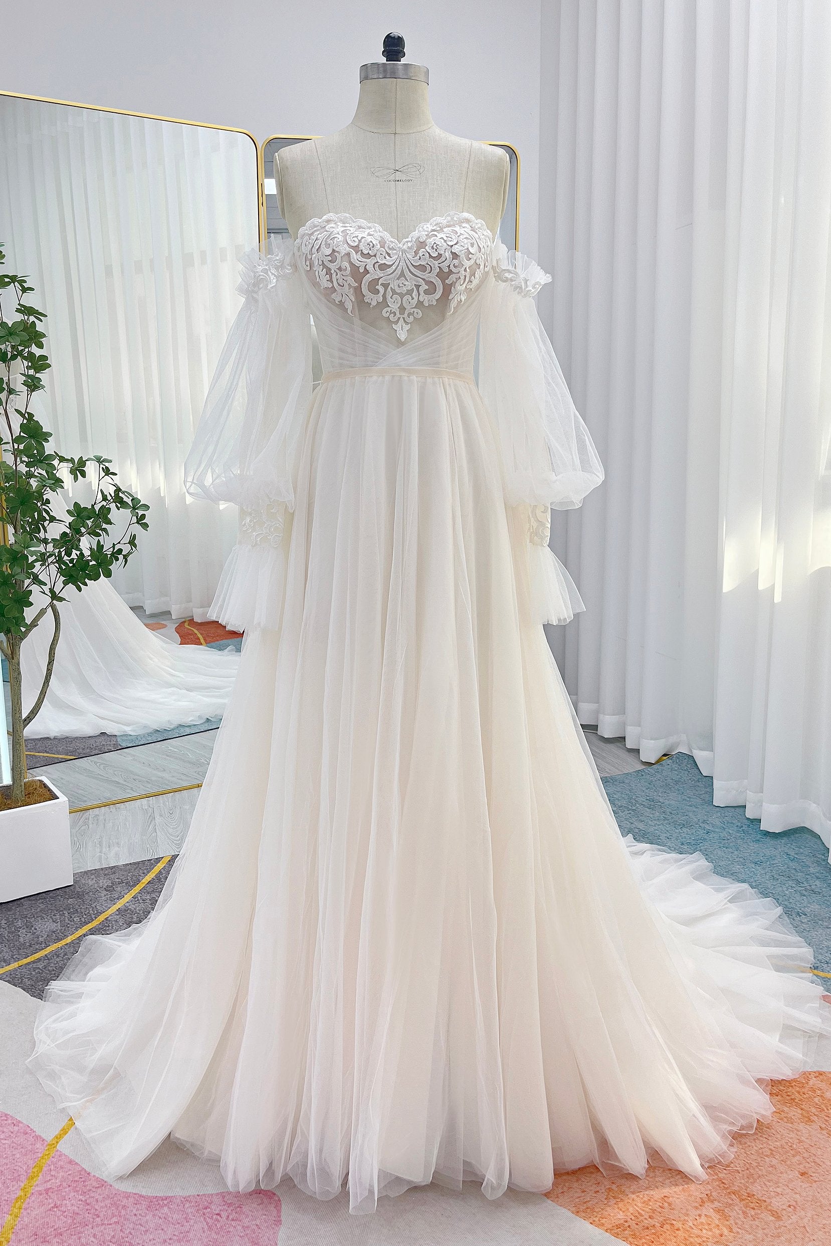 Elegant Sheer Long Sleeve Tull Lace A-Line Wedding Dresses Court Train Bridal Go shops